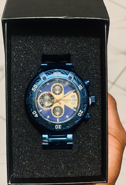 Montre élégante pour homme