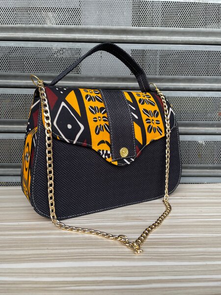 Sac à main chic en chaîne