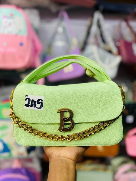 Fancy bag green