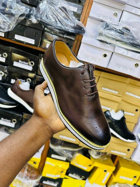 Chaussures Derby en cuir marron