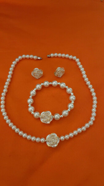 Parure Perles Élégante