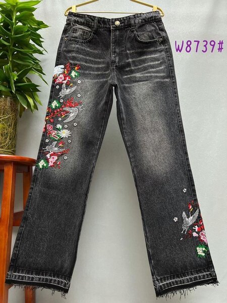 Jeans larges brodés noirs