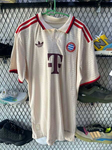 Maillots versions pro