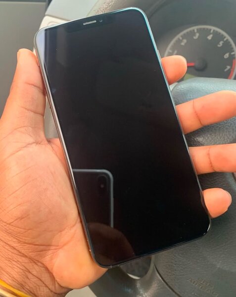 Preowned iphone Xs max 64gig factory unlocked available...