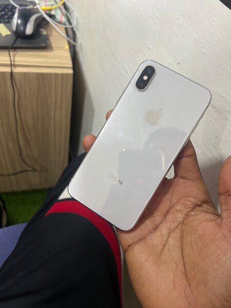 iPhone X