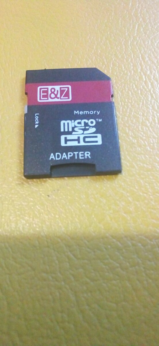 Adaptateur pour carte mémoire