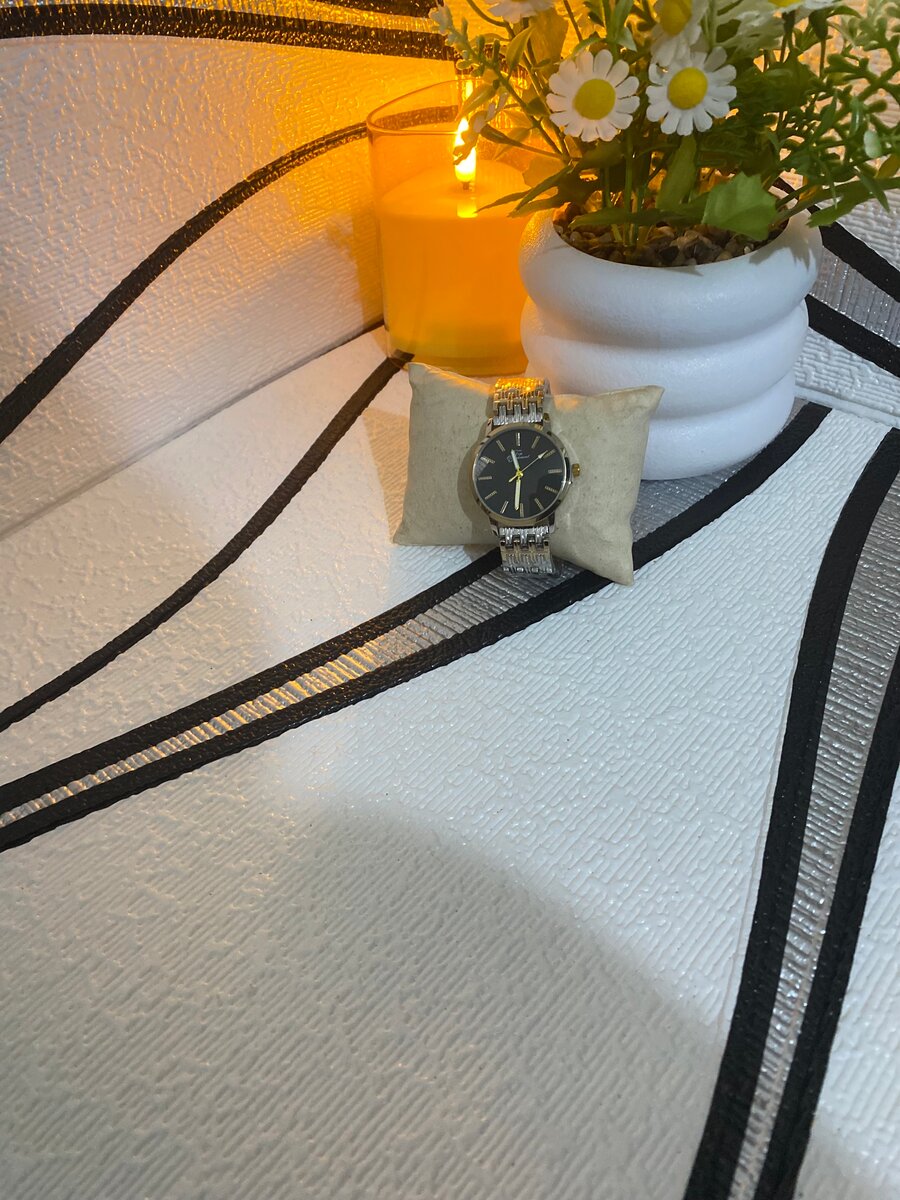 Élégant ensemble montre et bijoux