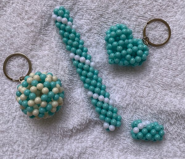 Porte-clés perles colorées