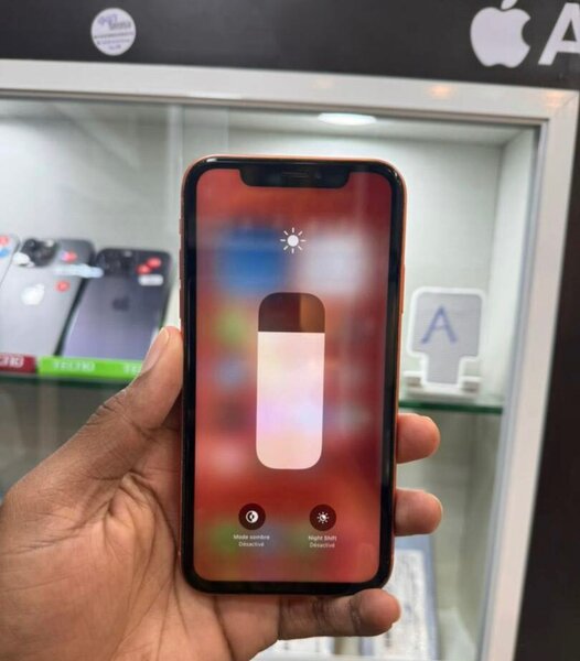 iPhone XR 64Go Rouge