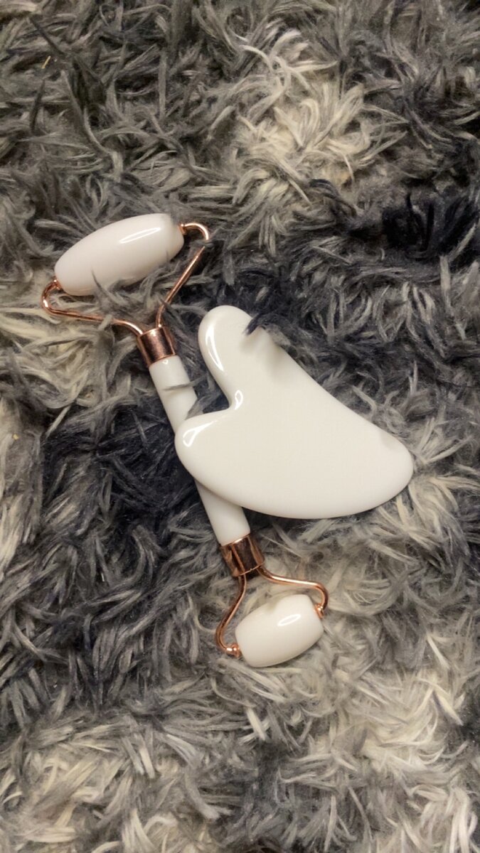 Roulette et Gua Sha Visage