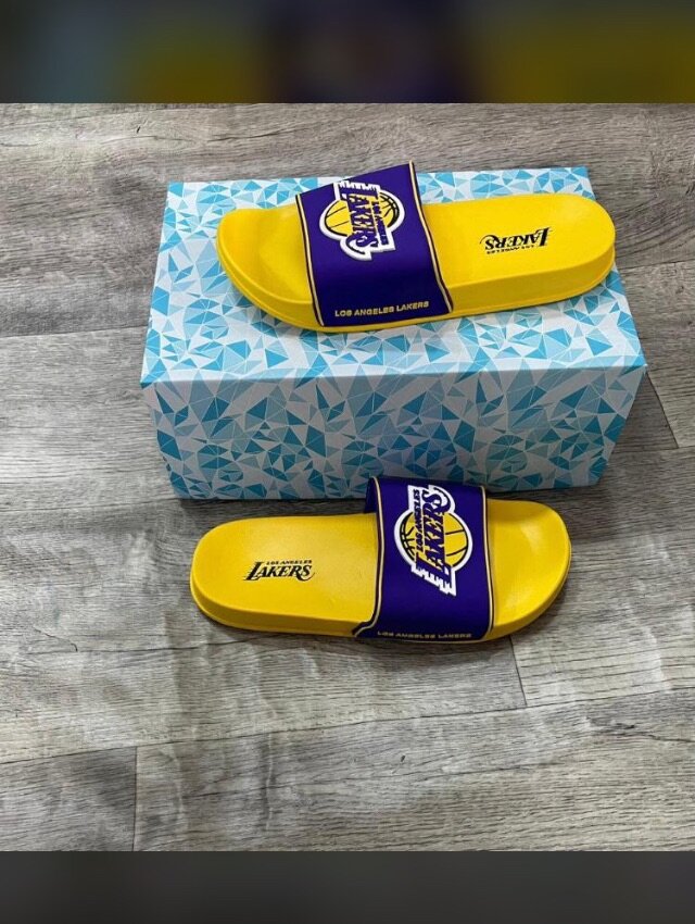 Sandales lakers