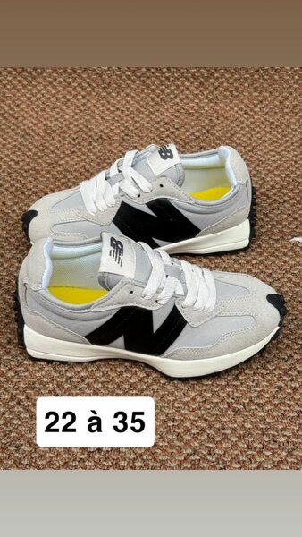 Baskets enfants de pointure 22