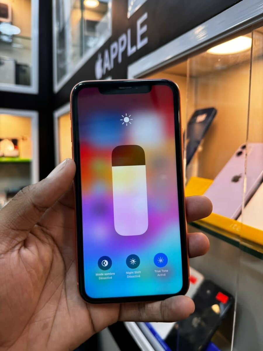 iPhone XR