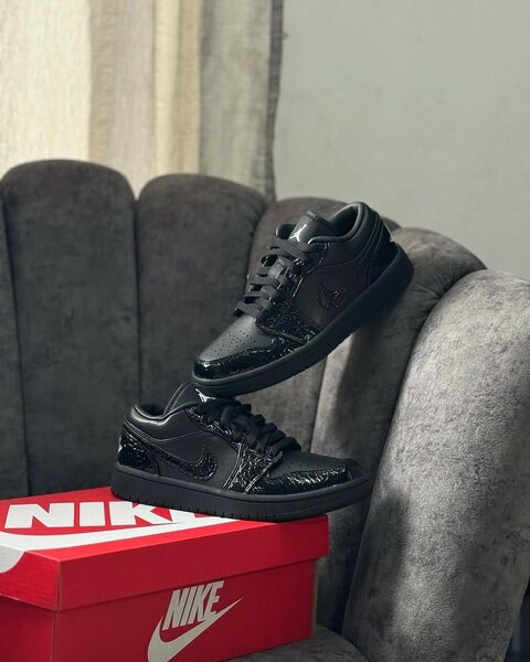 Air Jordan 1 low