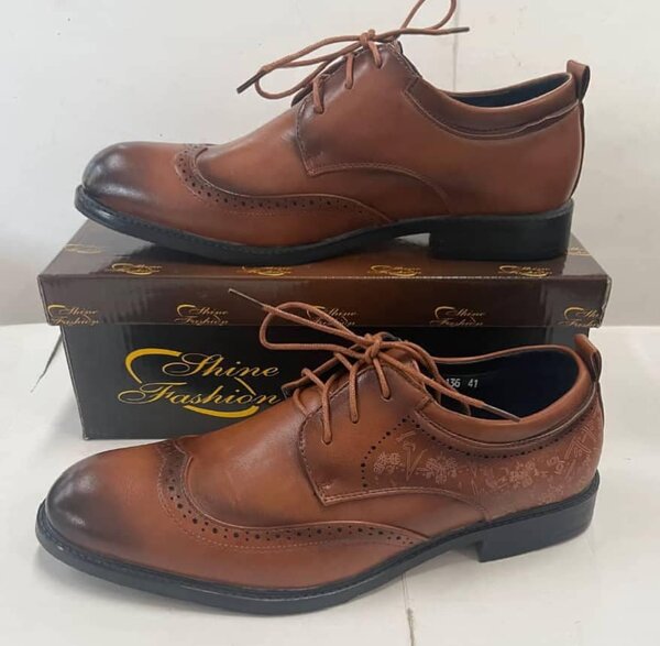 Men's brown leather shoes