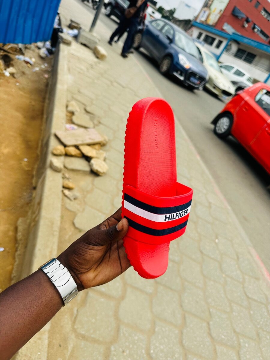 Claquettes confort hommes