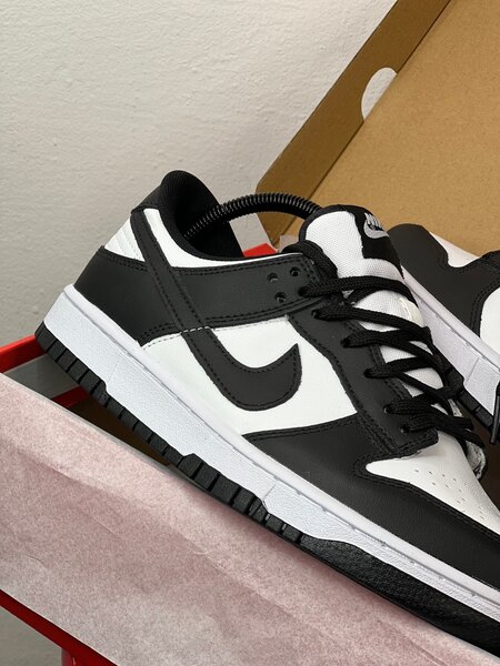 Nike SB-Dunk (Panda)