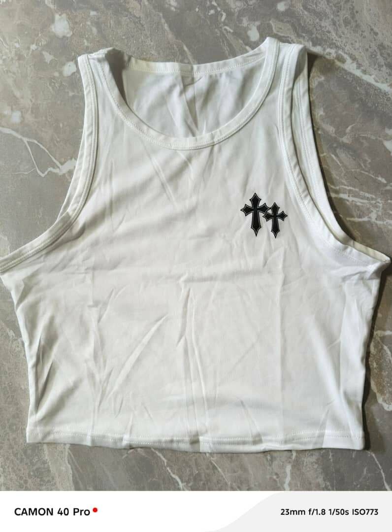 Tops courts unisexes gothiques