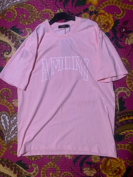 T-shirt rose graphique