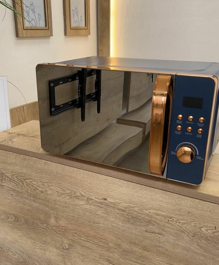 20L copper accent microwave