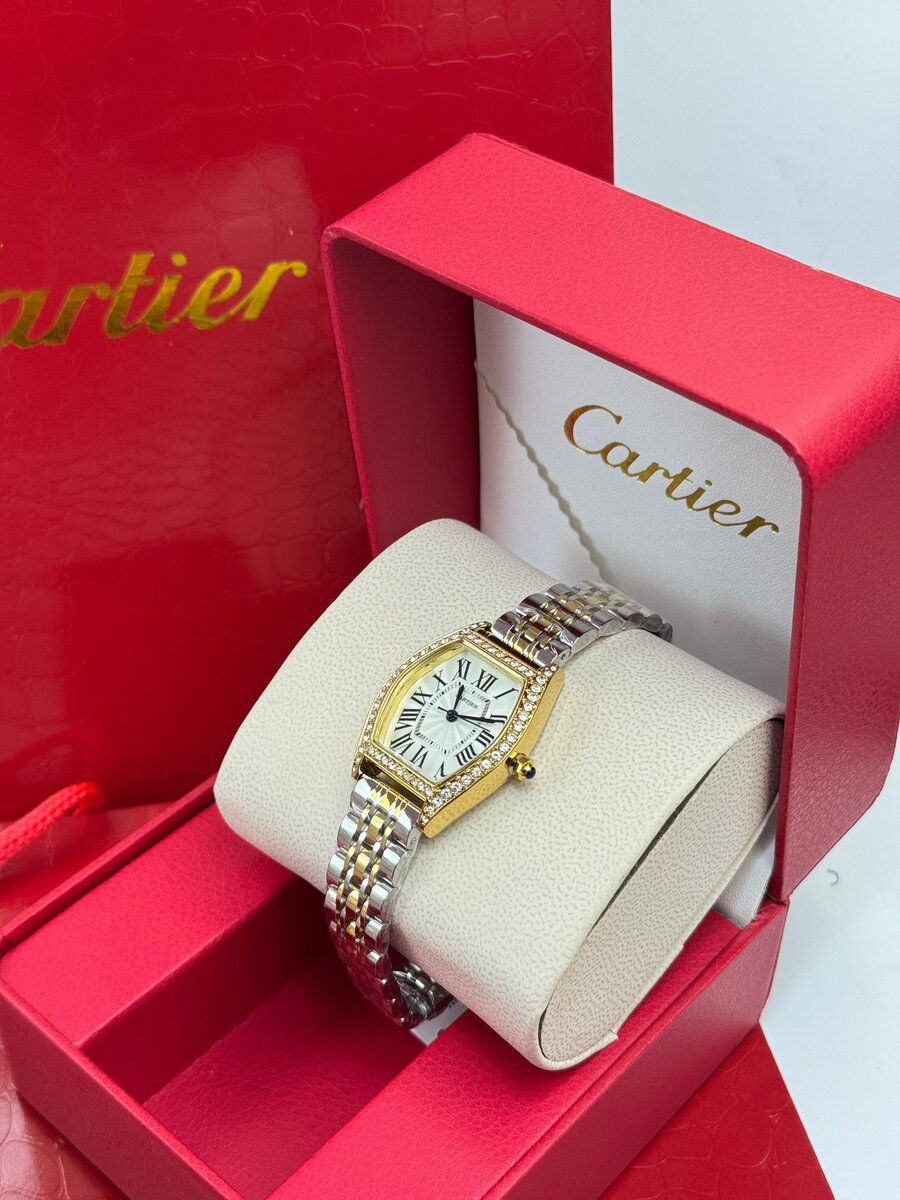 Montre Cartier élégante