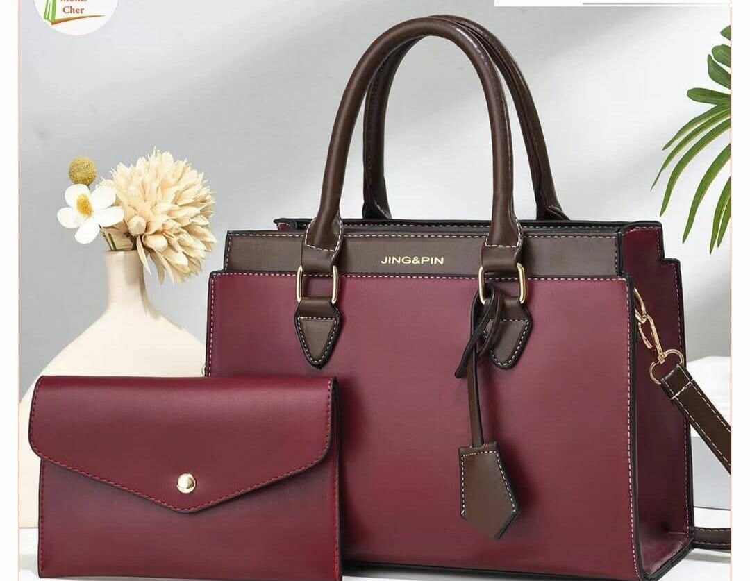 Sac à main en cuir brillant