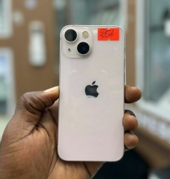 iPhone 13 mini