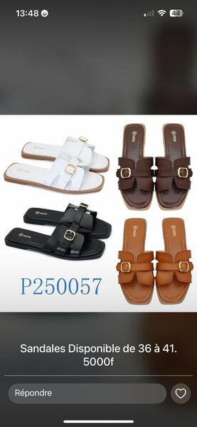 Sandales plates à boucle