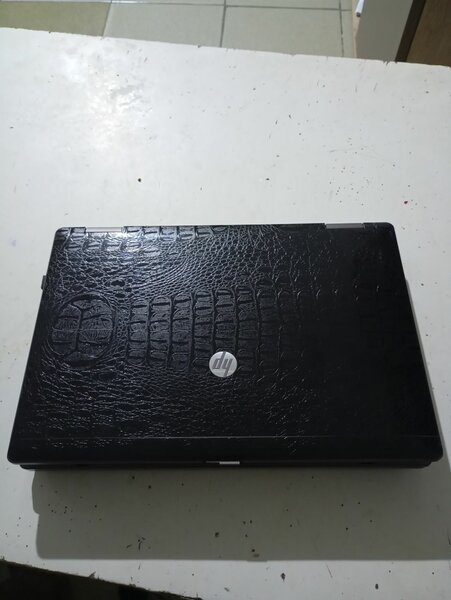 HP ProBook Noir Élégant