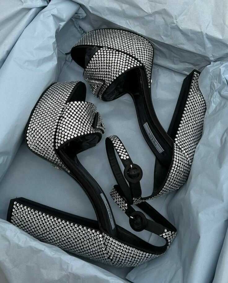 GH HEELS