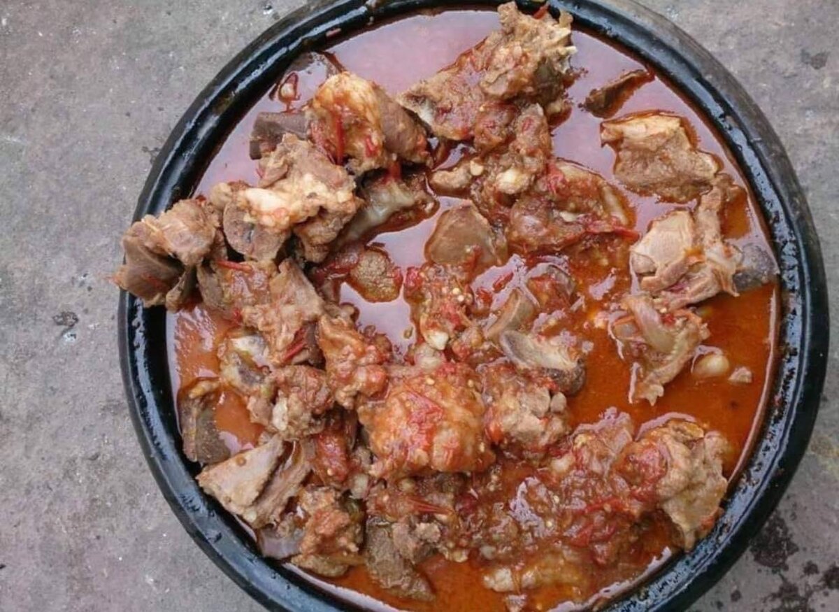 Cabri sauté et soupe