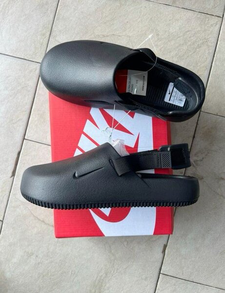 Crocs Nike