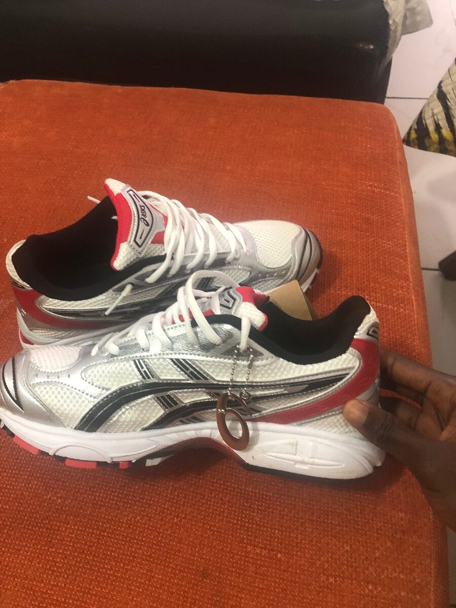 Chaussures de course Asics Ortholite