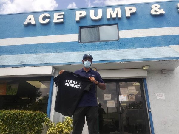 Hustle and motivate t-shirts k140