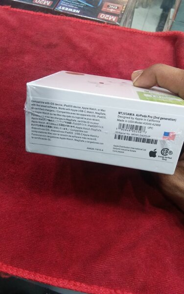 Air pod 2 second generation