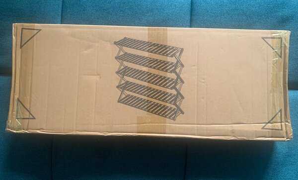 Étagère de rangement montée