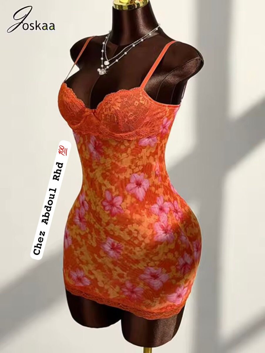 Robe nuisette fleurie sexy