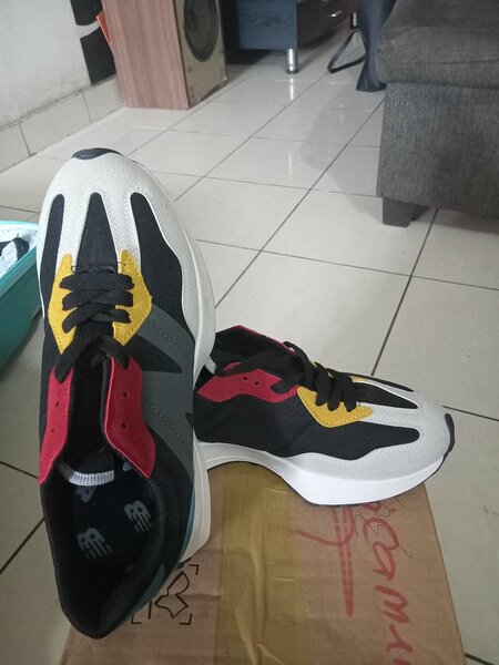 Baskets Multicolores Modernes