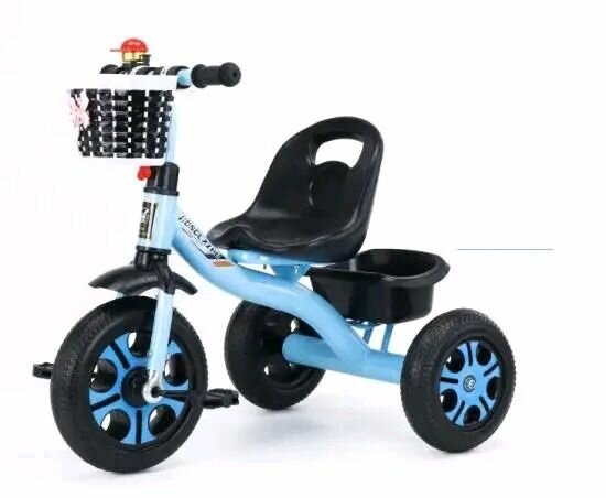 Tricycle enfant coloré