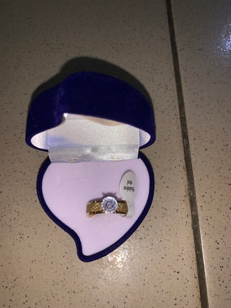 Elegant Gold Ring with Crystal