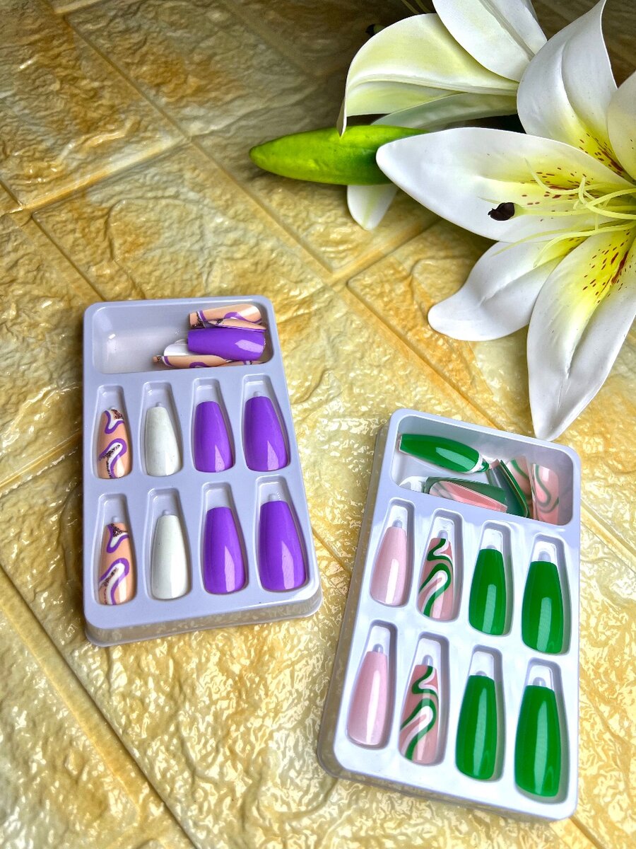 Faux Ongles / Press On Nails