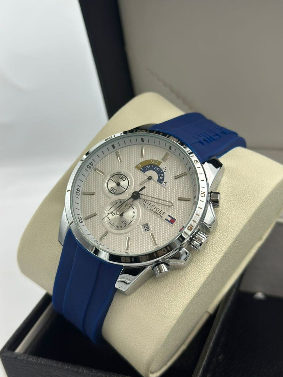 MONTRE LUXE HOMME HILFIGER