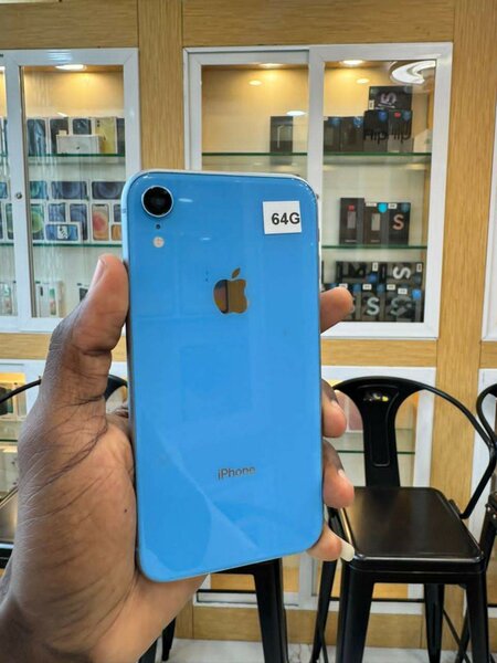 iPhone XR