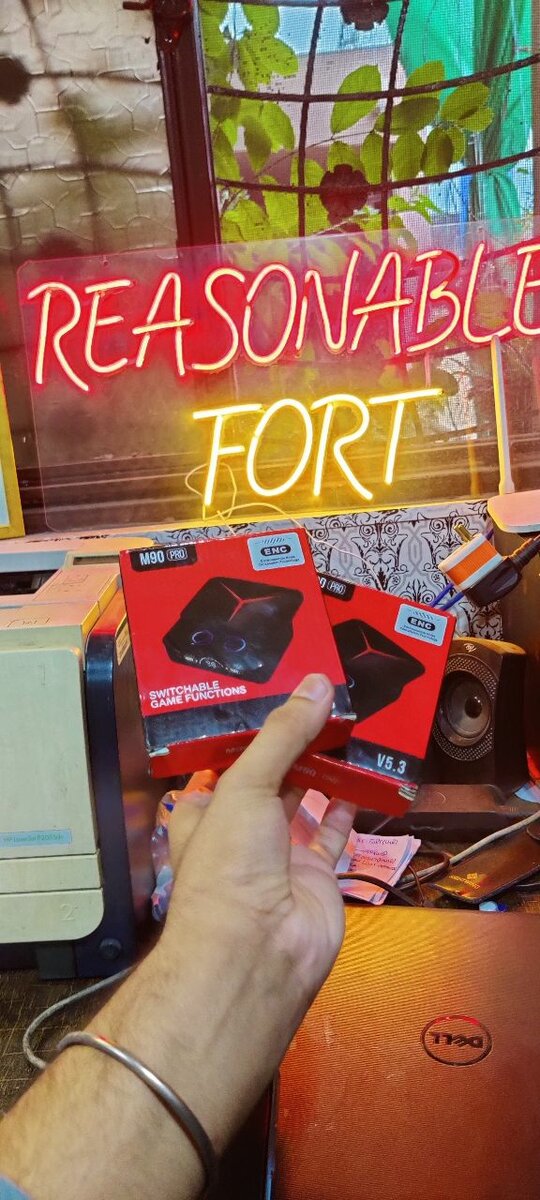 M90 pro Wireless earbuds Bluetooth connectivity