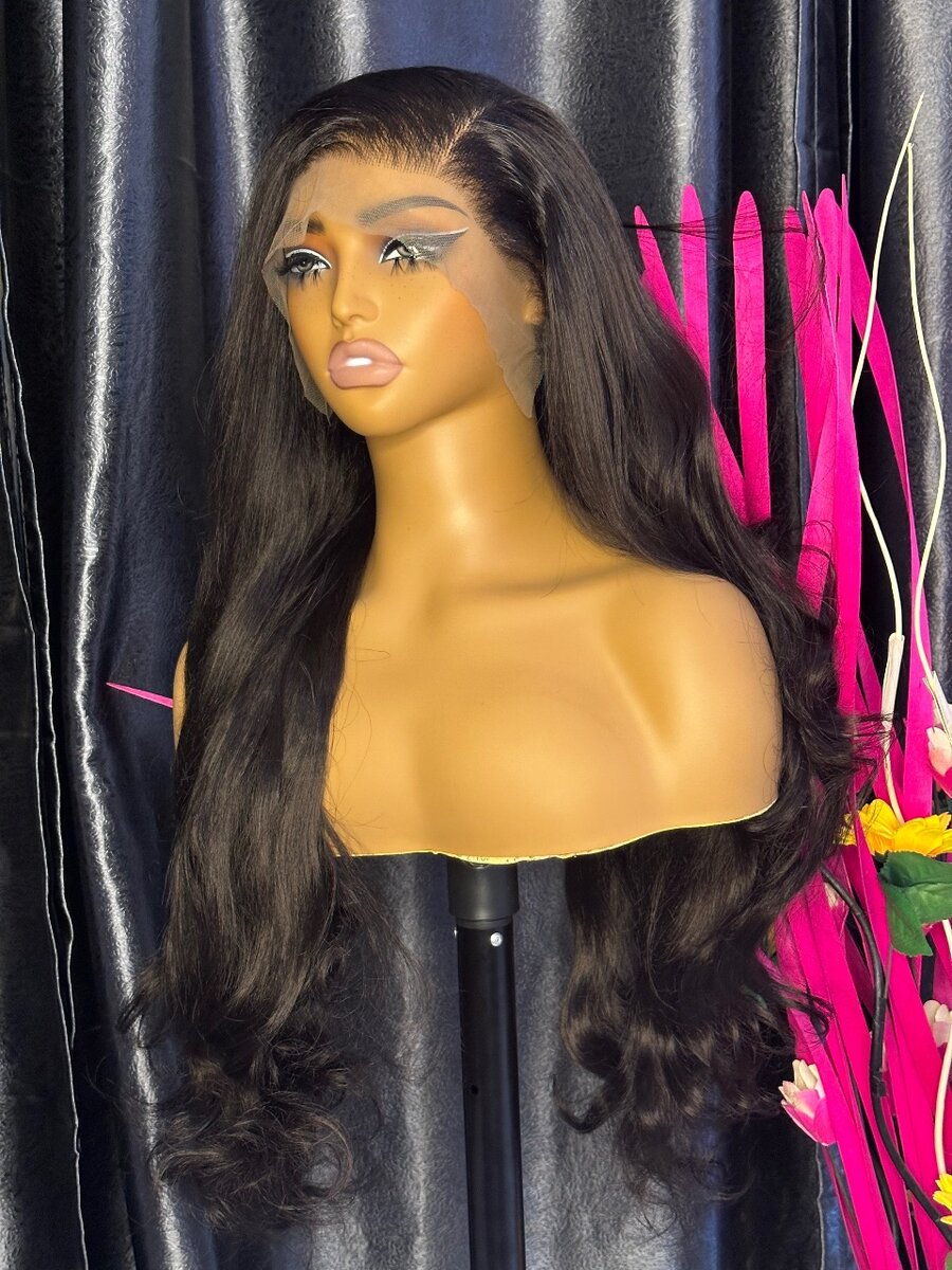 Laura frontal wig