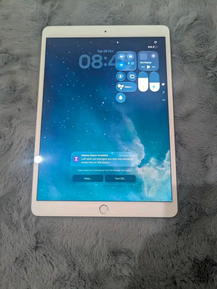 Apple iPad 9.7" Wi-Fi
