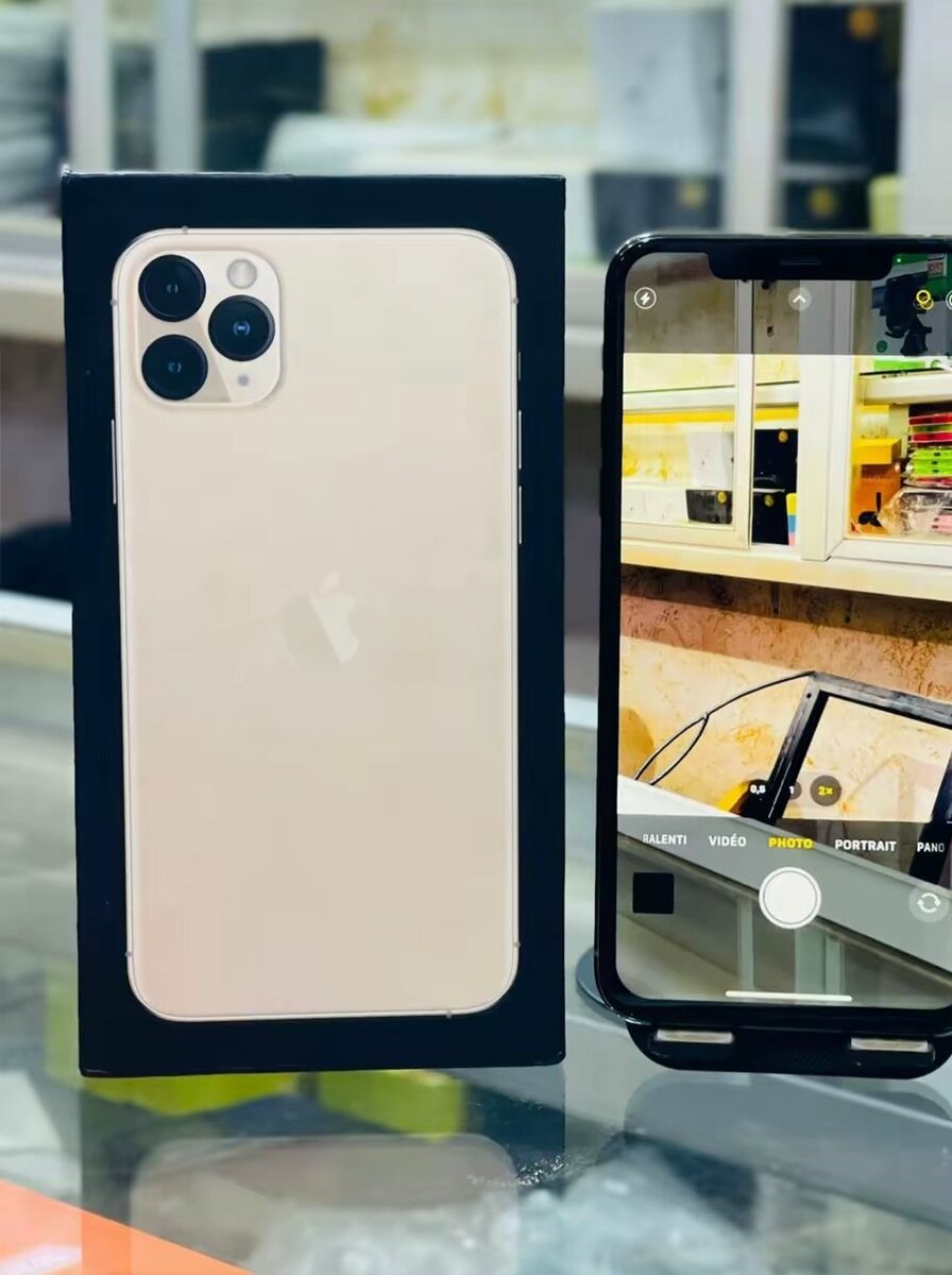 IPhone 11 pro max 256 Go Or