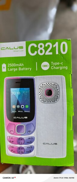 Téléphone portable Calus C8210