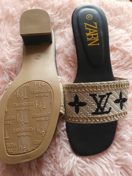 Sandales tissées élégantes pour femmes