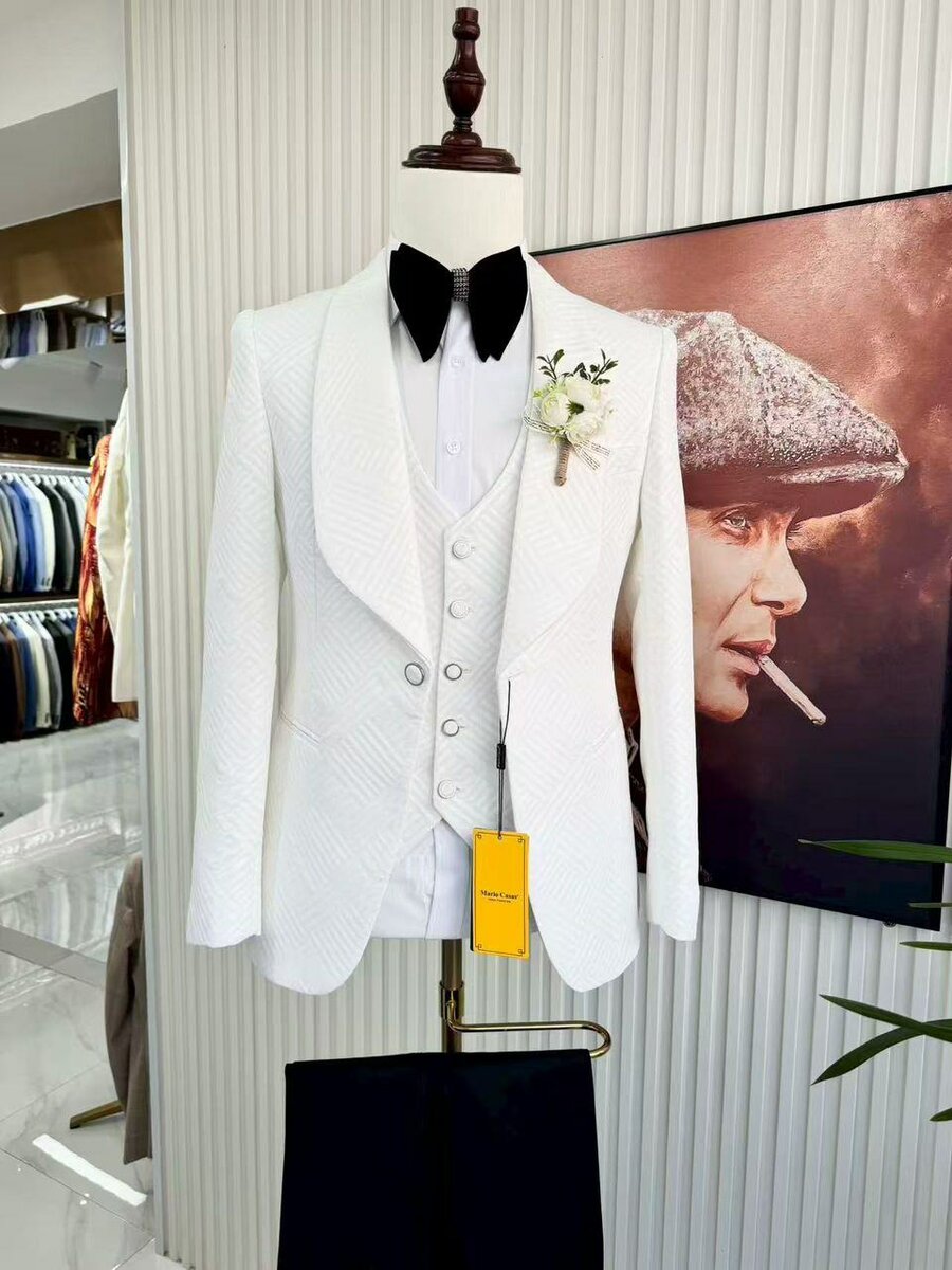 Costume de Mariage Élégant